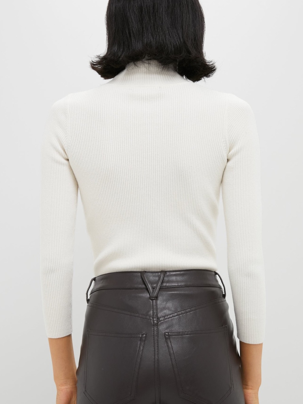 Tuckernuck Winter White Arlo Ribbed Turtleneck size small chic classic - Picture 2 of 8